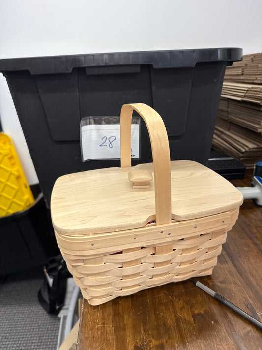 Longaberger spring basket with lid, liner, and protector