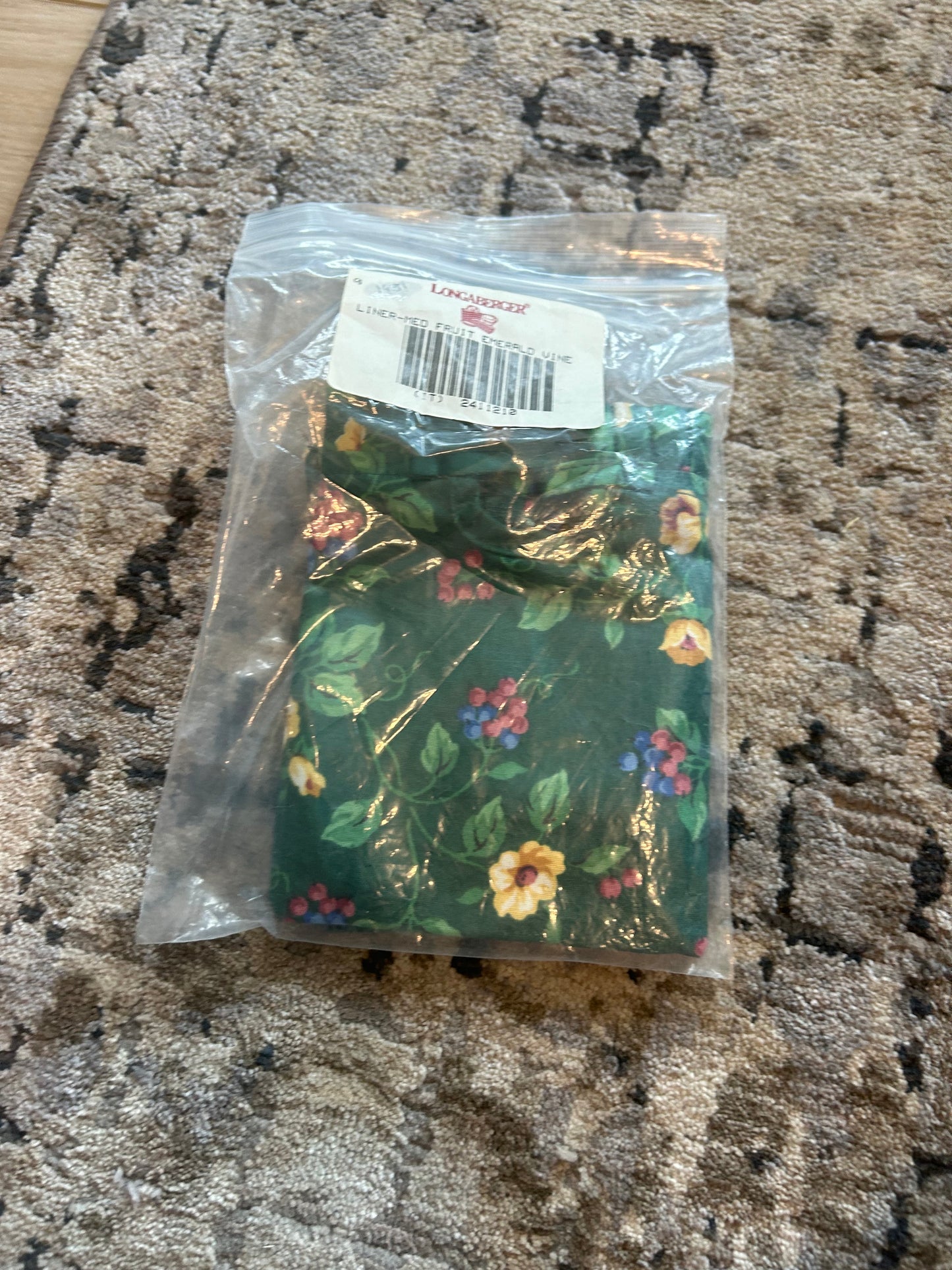 Longaberger medium fruit liner in emerald vine