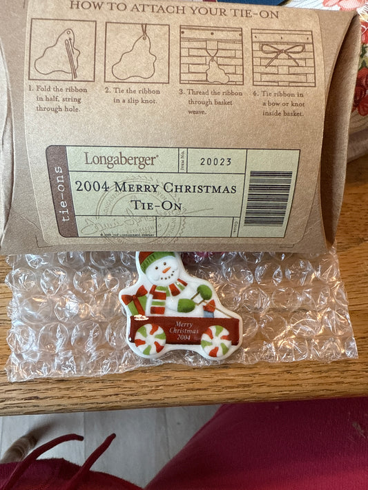 Longaberger 2004 merry Christmas tie on