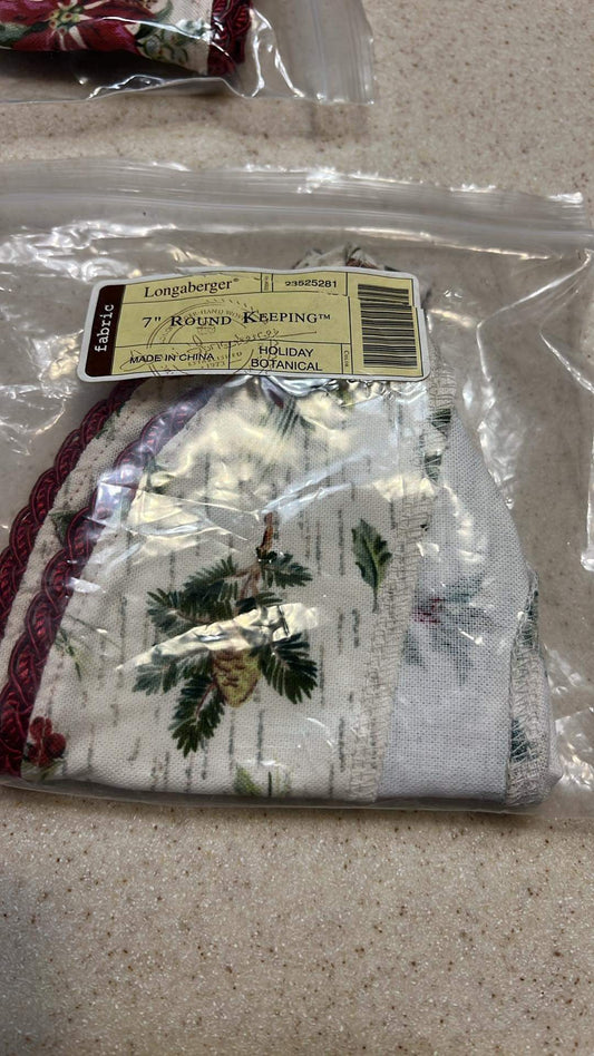 Longaberger 7” Round Keeping Liner in Holiday Botanical