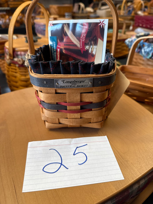 Longaberger 1993 inaugural basket with liner and tie on