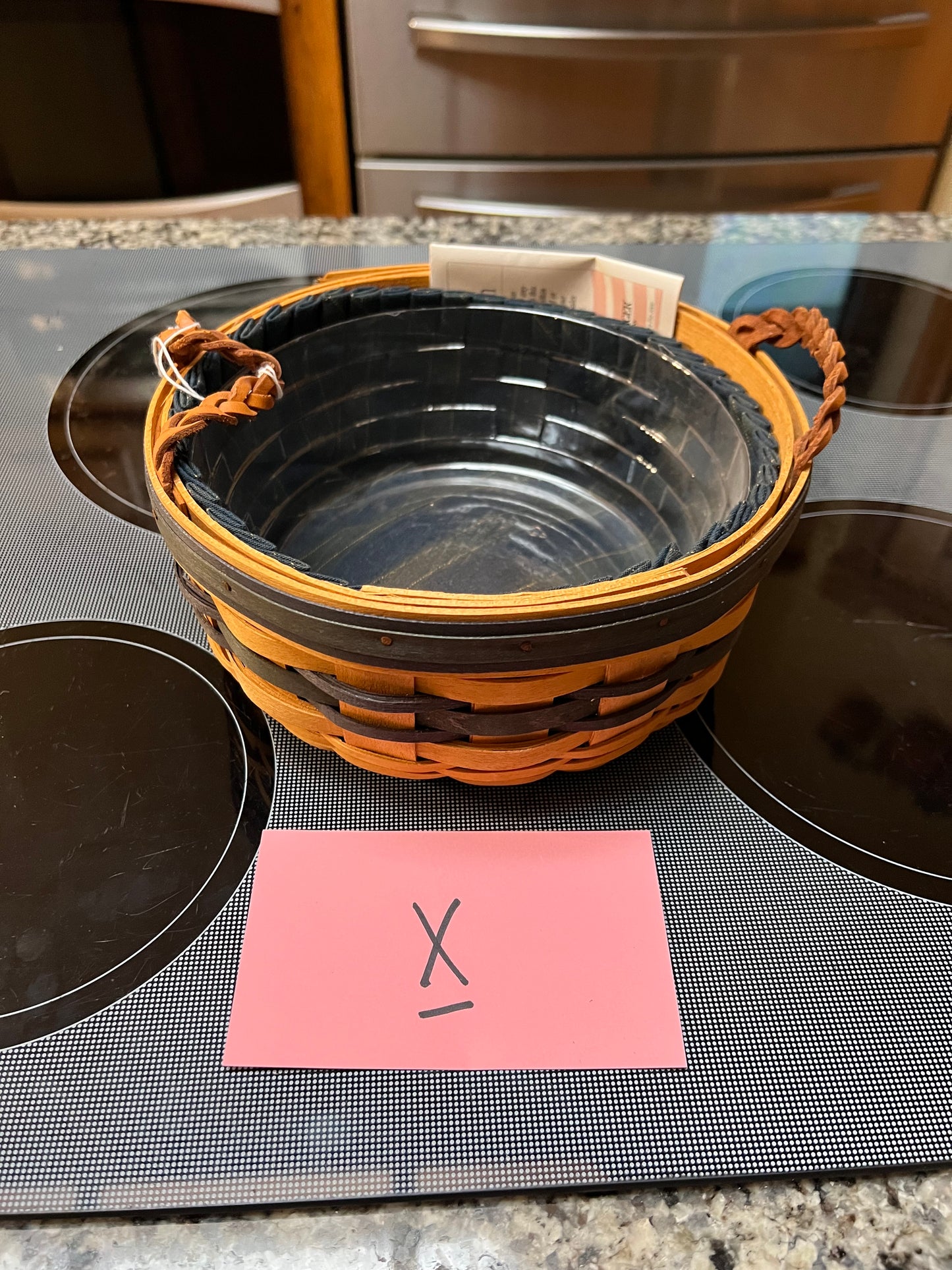 Longaberger Collectors Club 1998 Renewal Basket with Liner and Protector