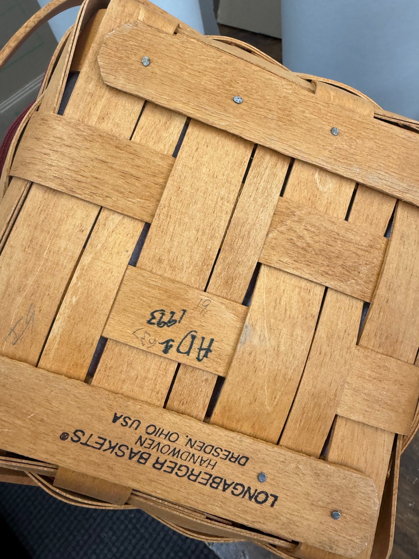 Longaberger 1993 bayberry basket with lined and protector