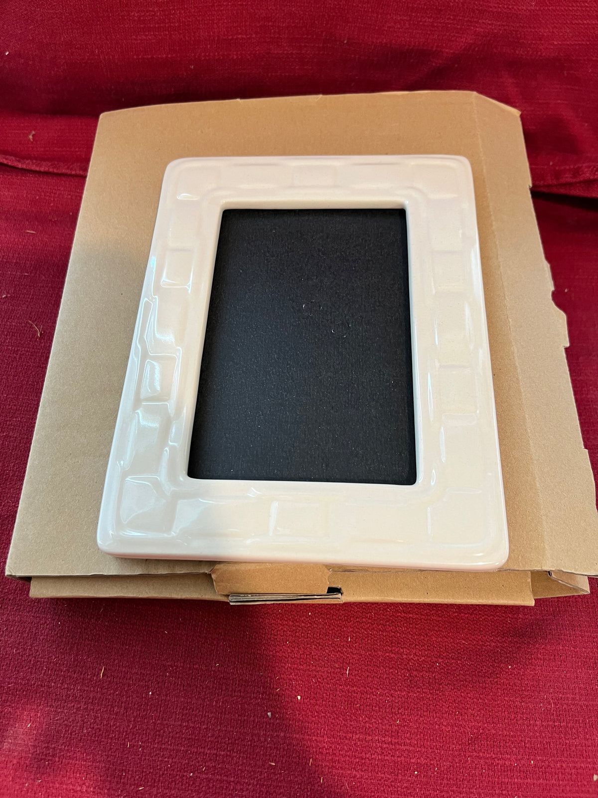 Longaberger 4x6 picture frame in ivory
