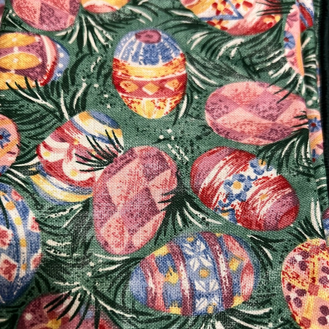 Longaberger pair of napkins in Easter egg