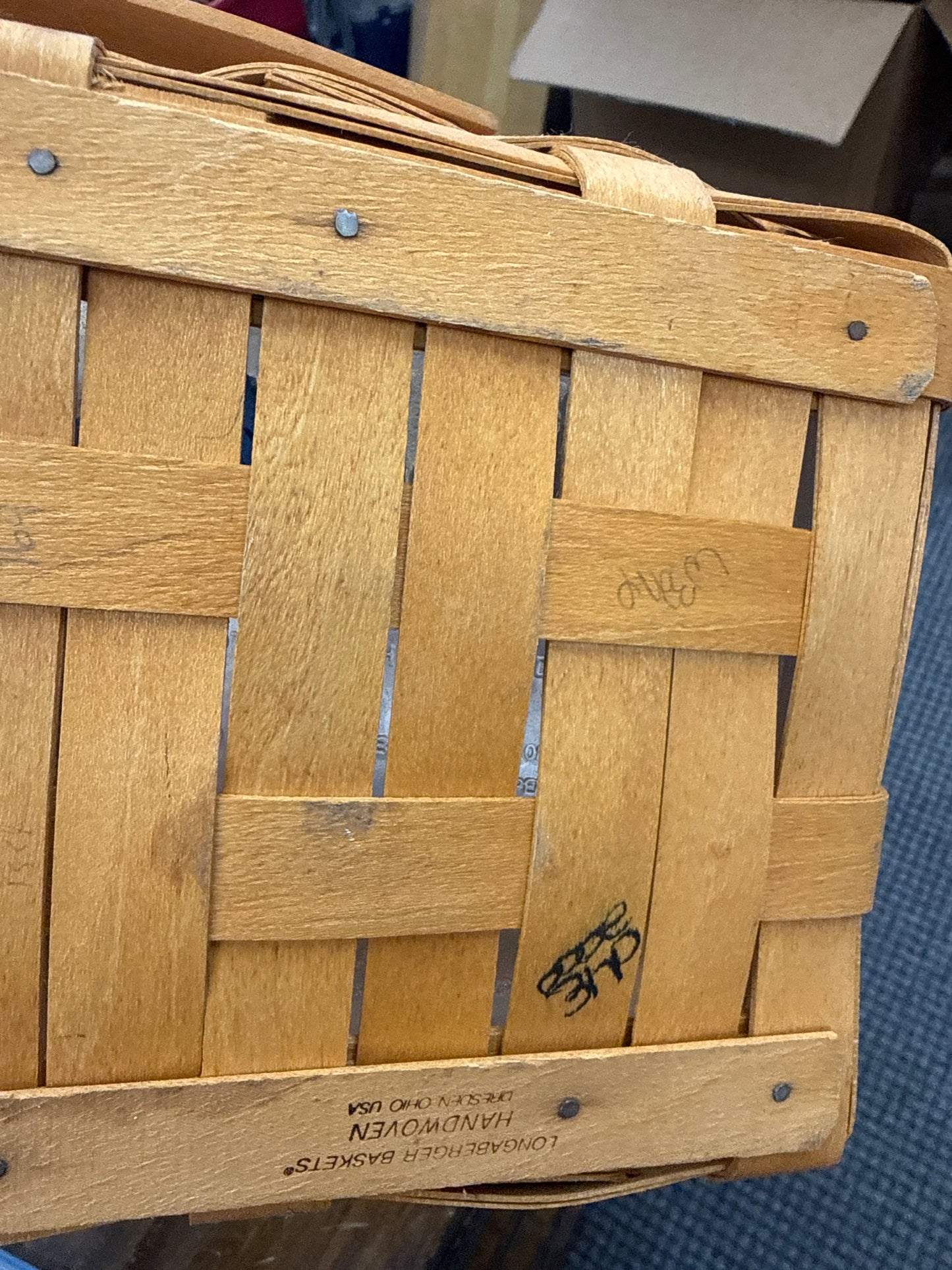 Longaberger medium berry basket with protector