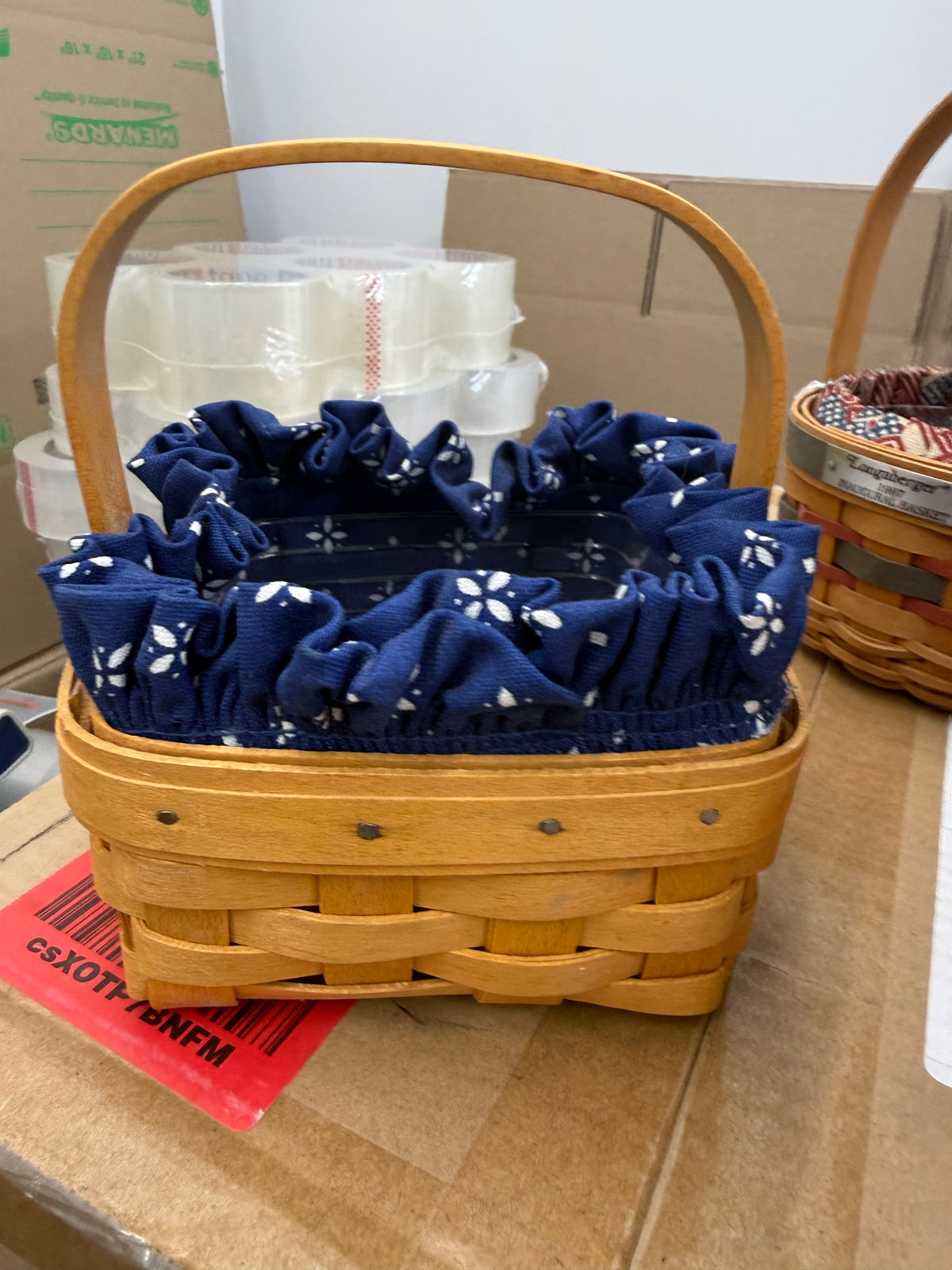 Longaberger tarragon basket with liner and protector