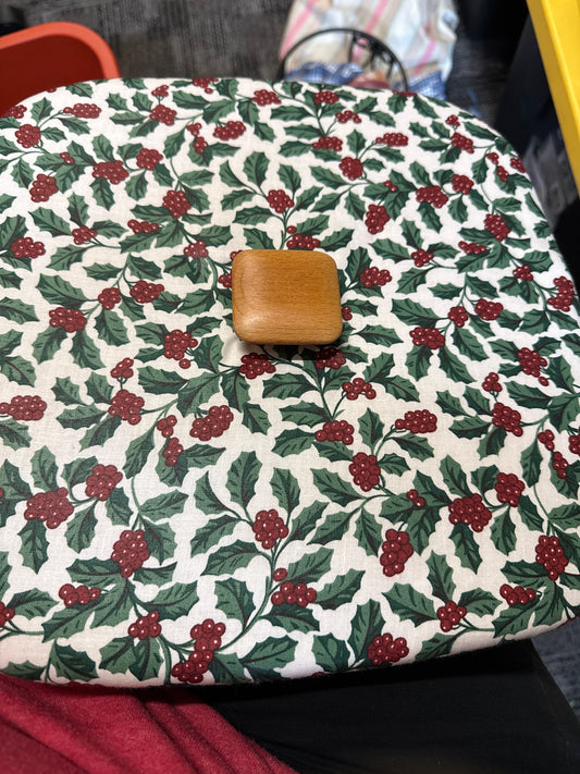 Longaberger homestead traditional holly pie lid