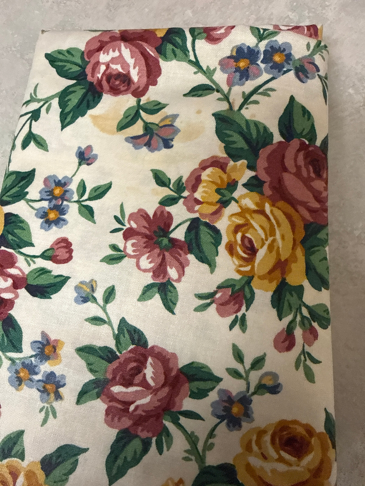 Longaberger 43x42 fabric in garden splendor-has staining as shown