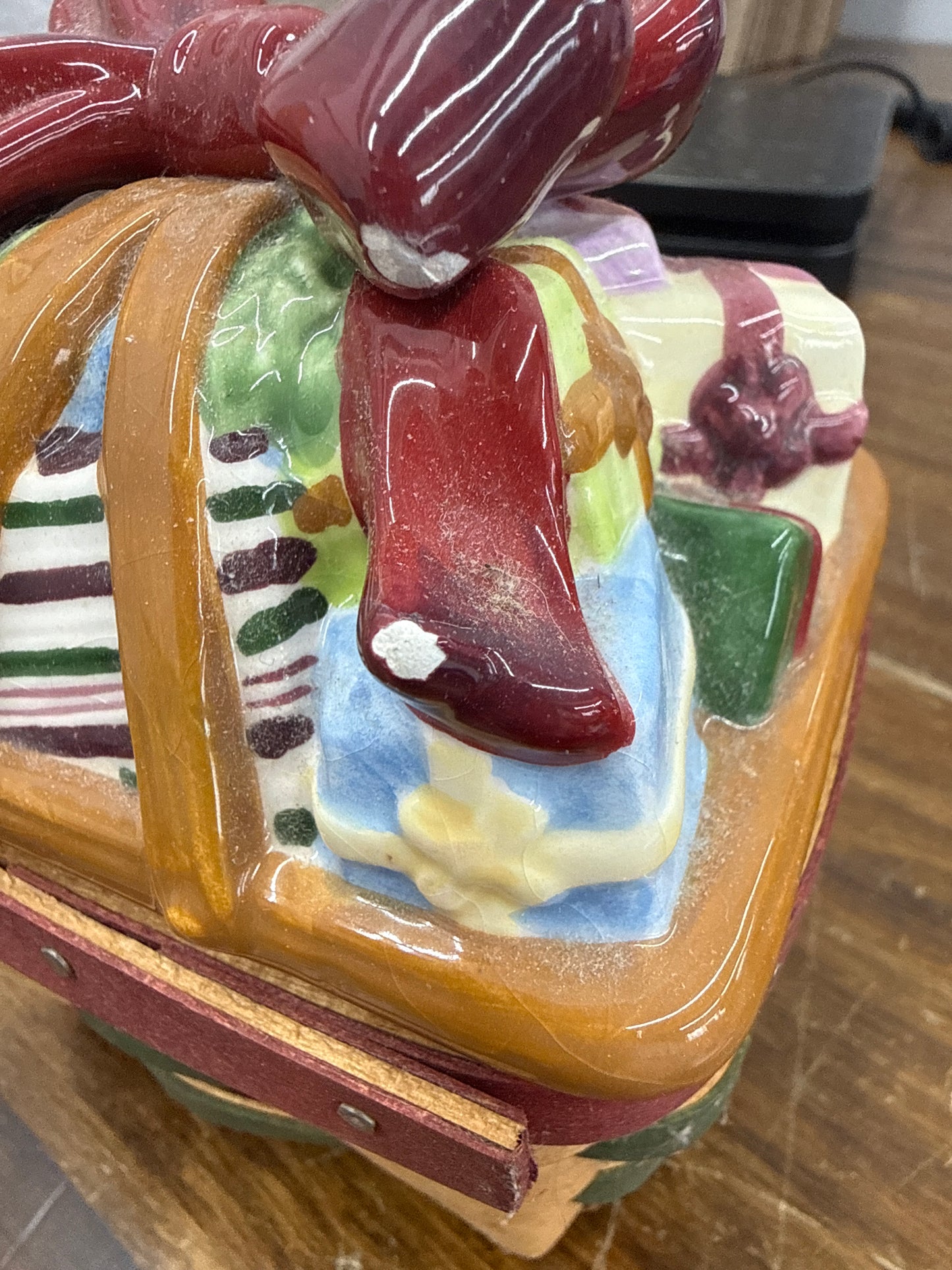 Longaberger little gifts with new design bottom basket -top is chipped as pictured