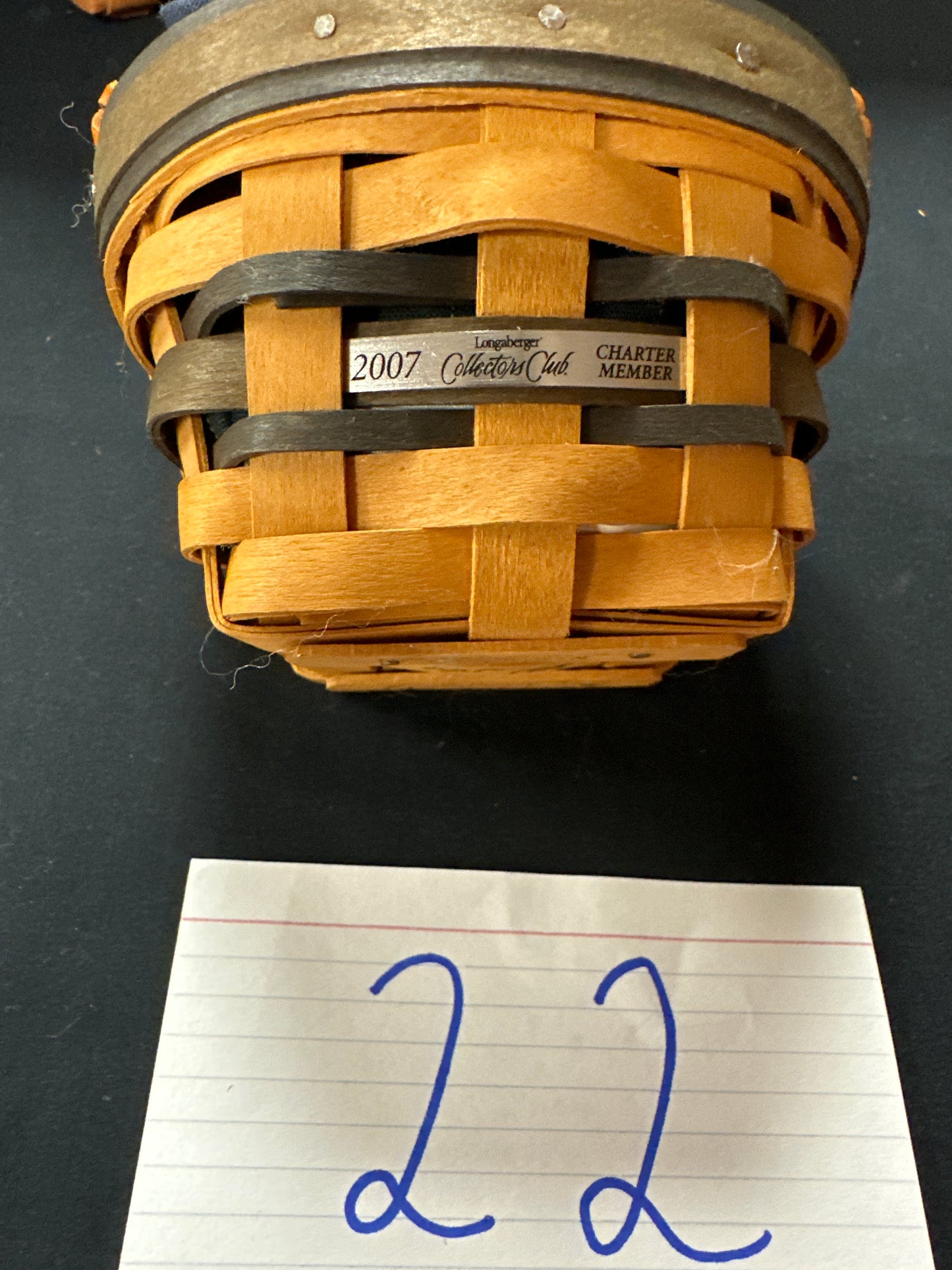 Longaberger Collectors Club 1998 Renewal Basket with Liner, Protector and 2007 Charter Member Plaque