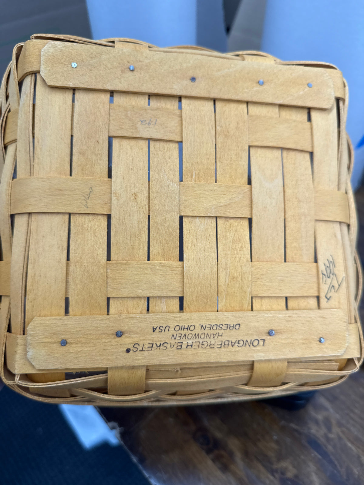 Longaberger picnic pal with divided protector
