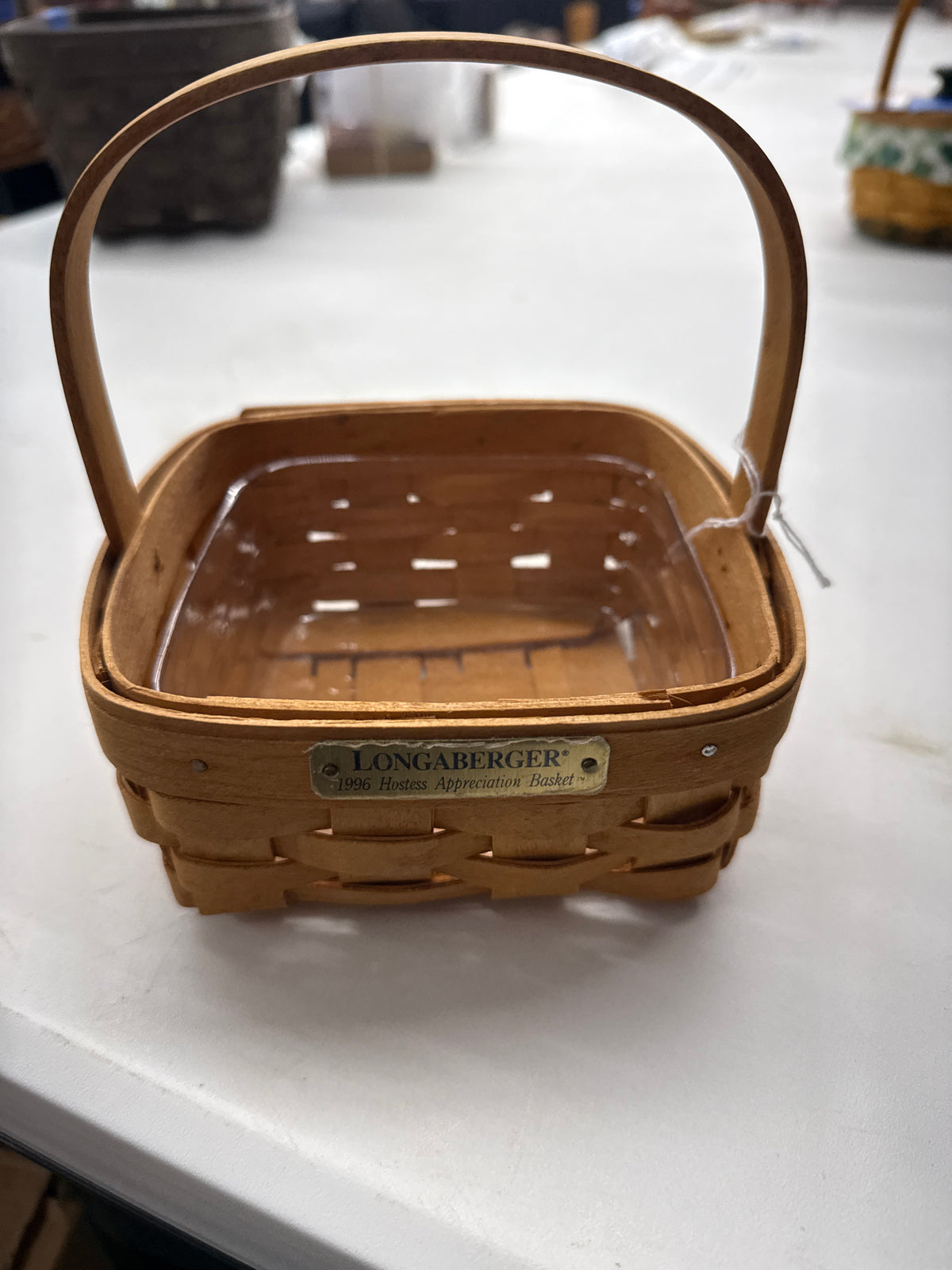 Longaberger 1996 hostess appreciation basket with protector