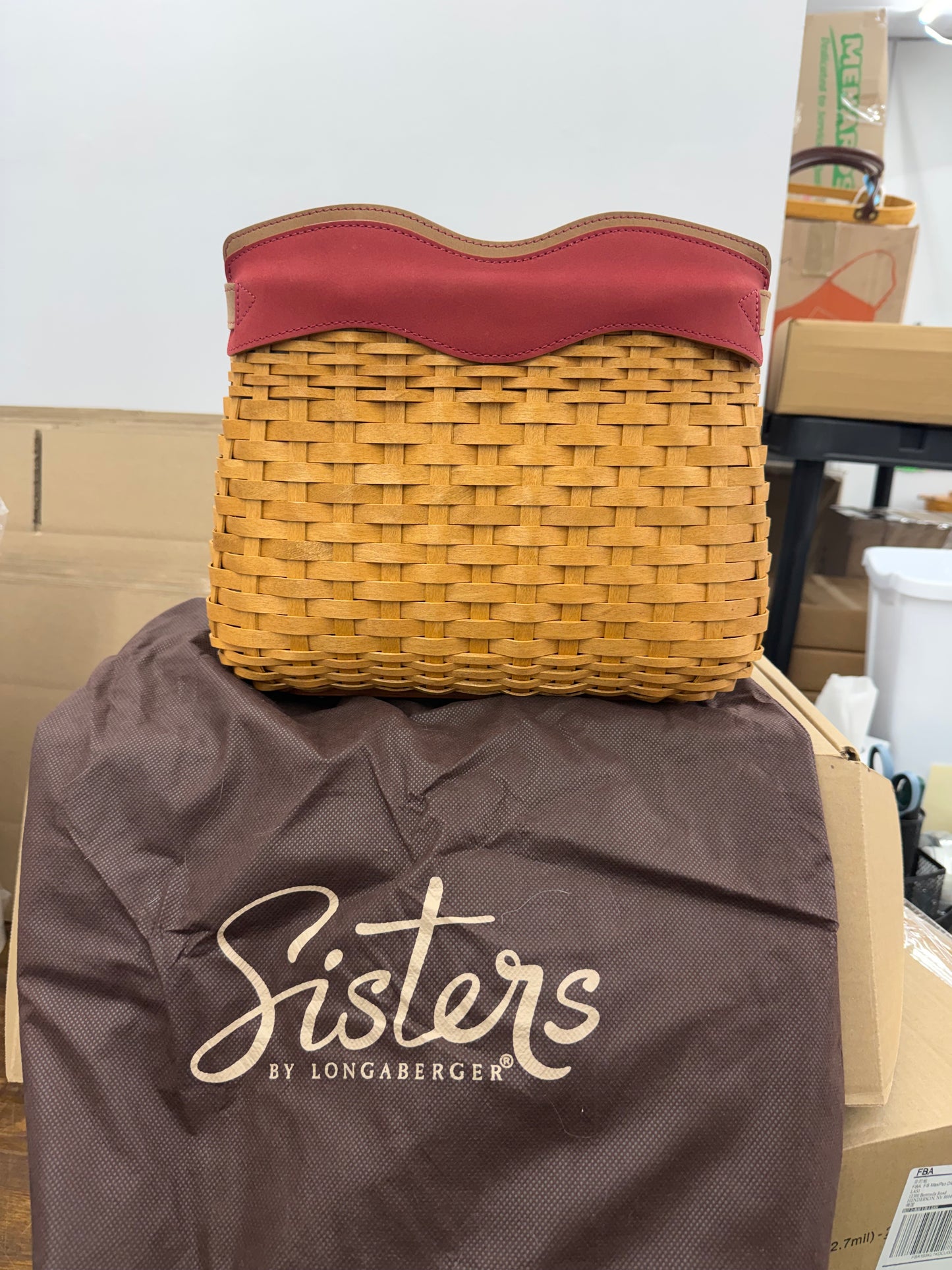 Sisters by Longaberger basket everday bag in warm brown (new in box)