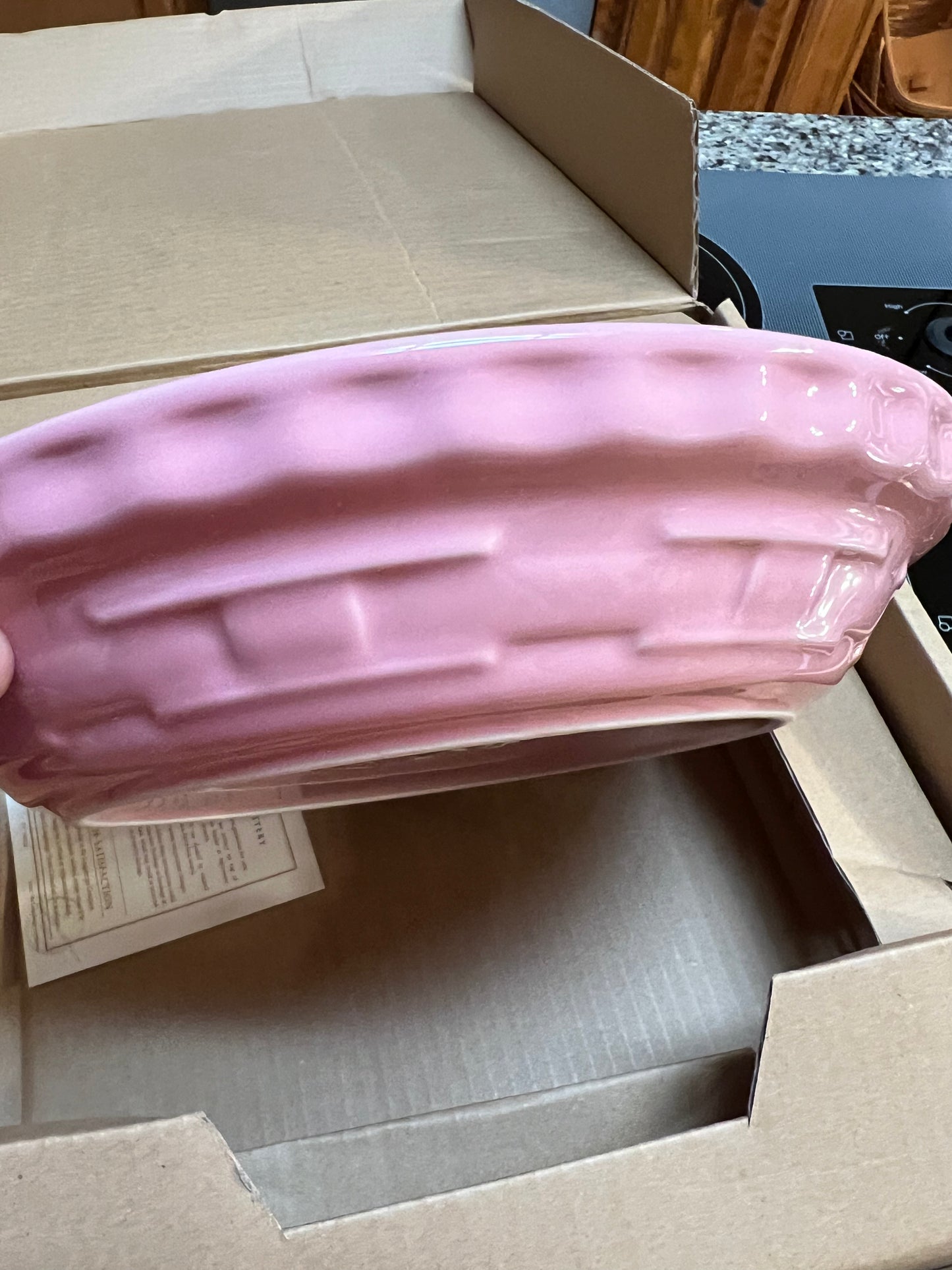 Longaberger grandma Bonnie pie plate in pink