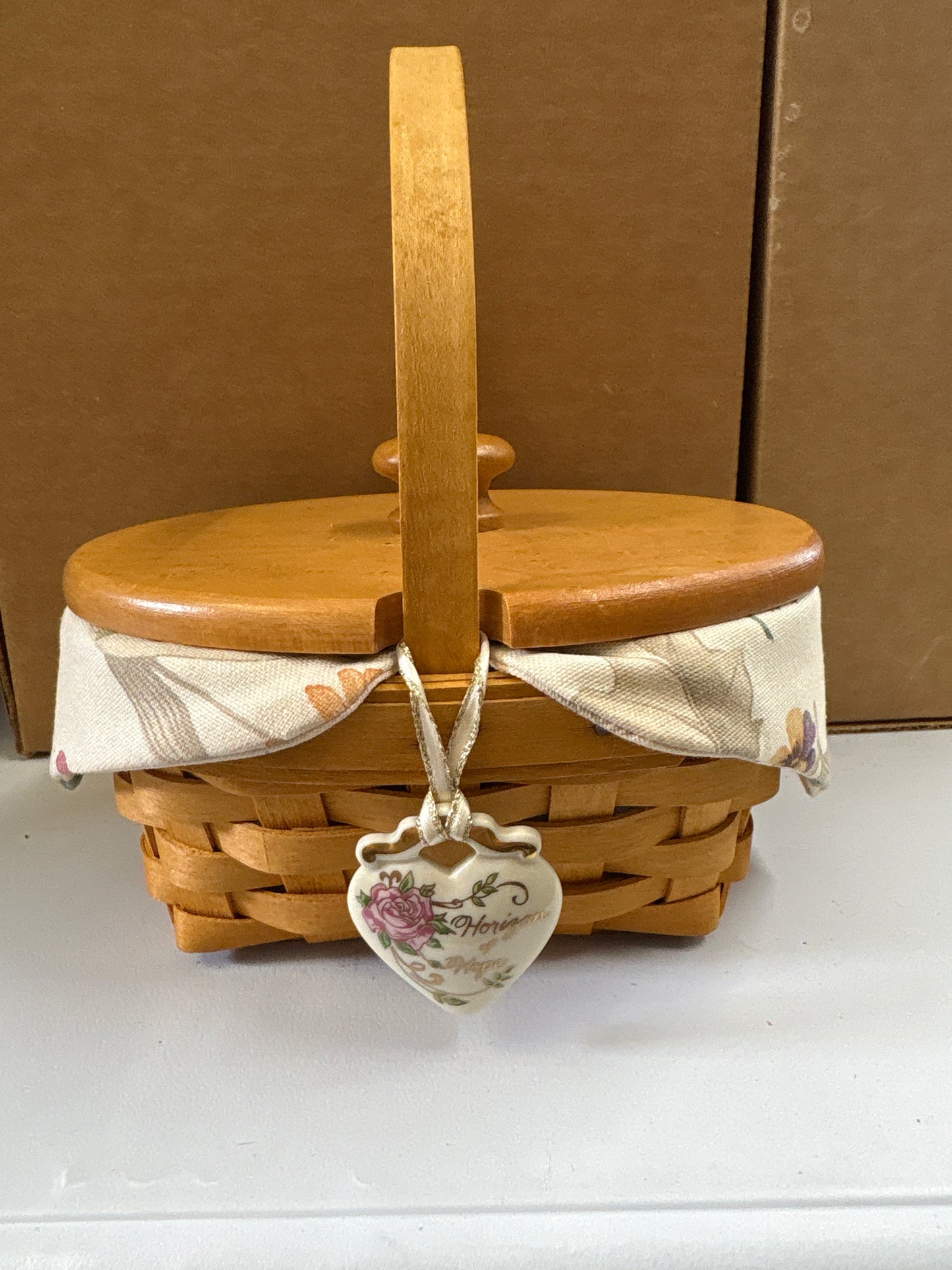 Longaberger 1999 Horizon of Hope Basket with Liner, Protector, Lid and Tie-on