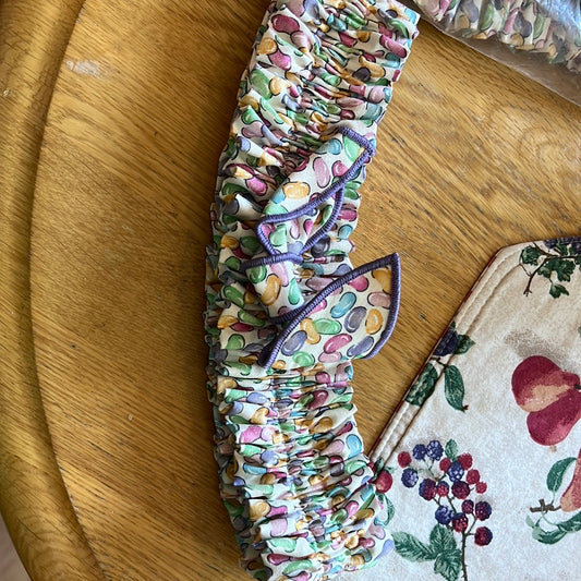 Longaberger medium garter in jellybeans