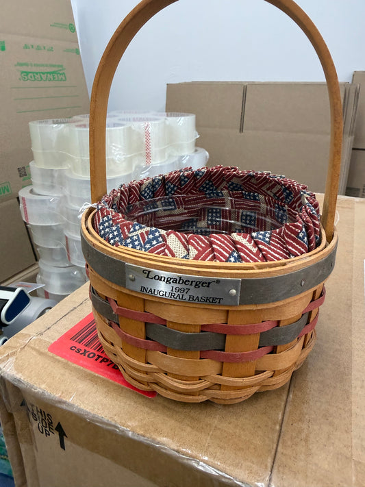 Longaberger 1997 inaugural basket with liner and protector
