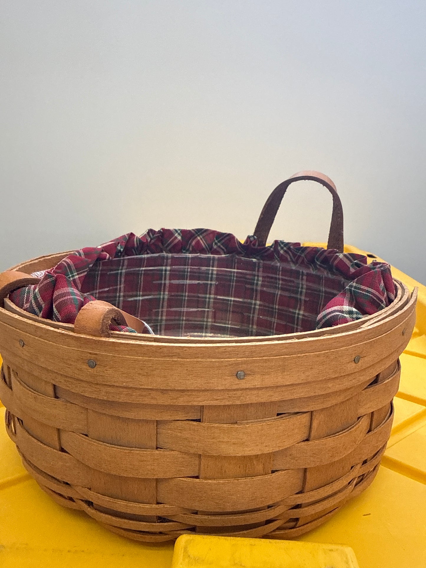 Longaberger darning basket with liner and protector