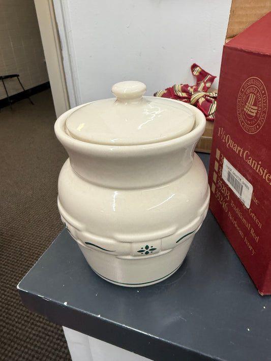 Longaberger 1.5 quart canister in heritage green