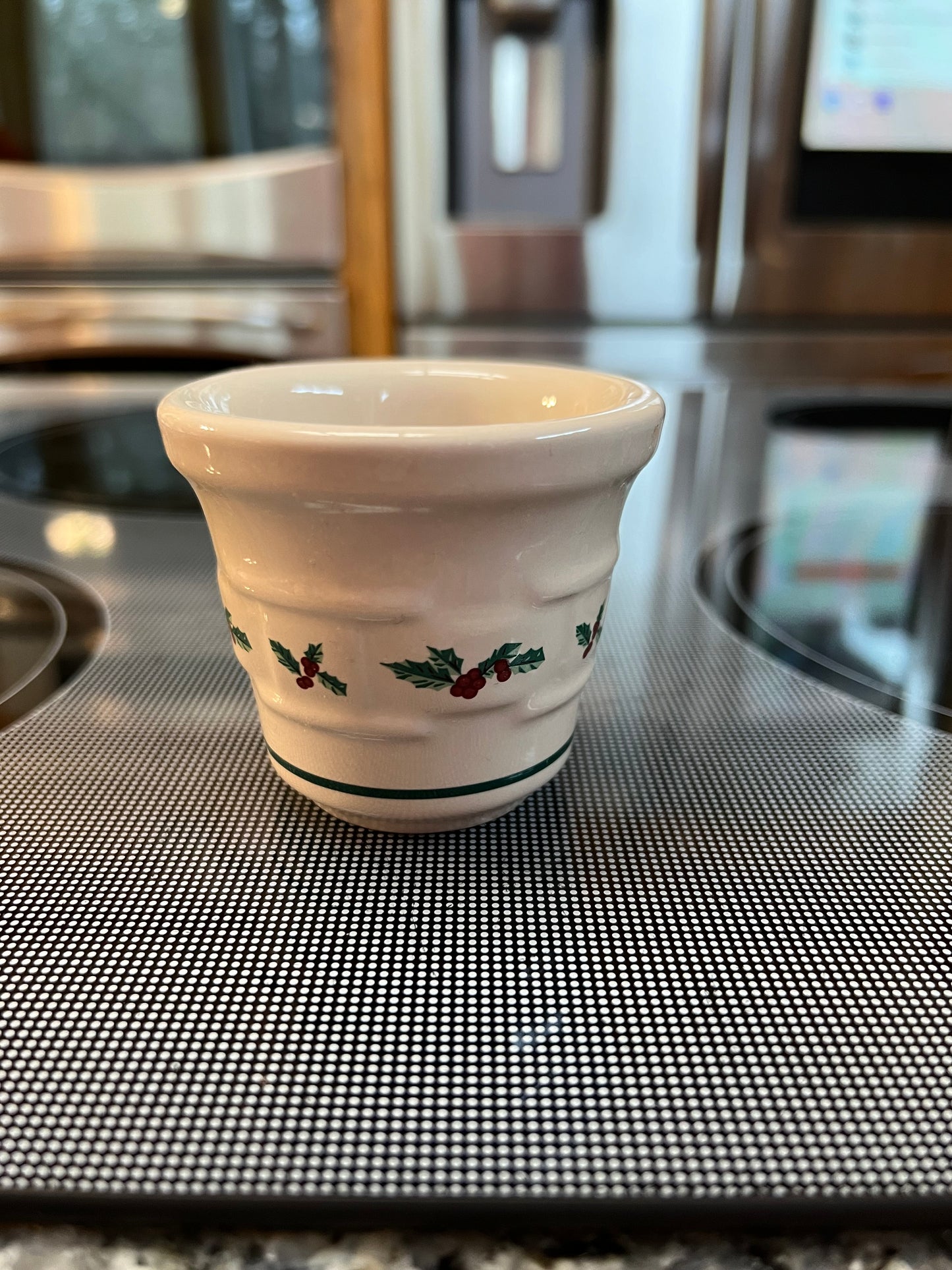 Longaberger traditional holly votive