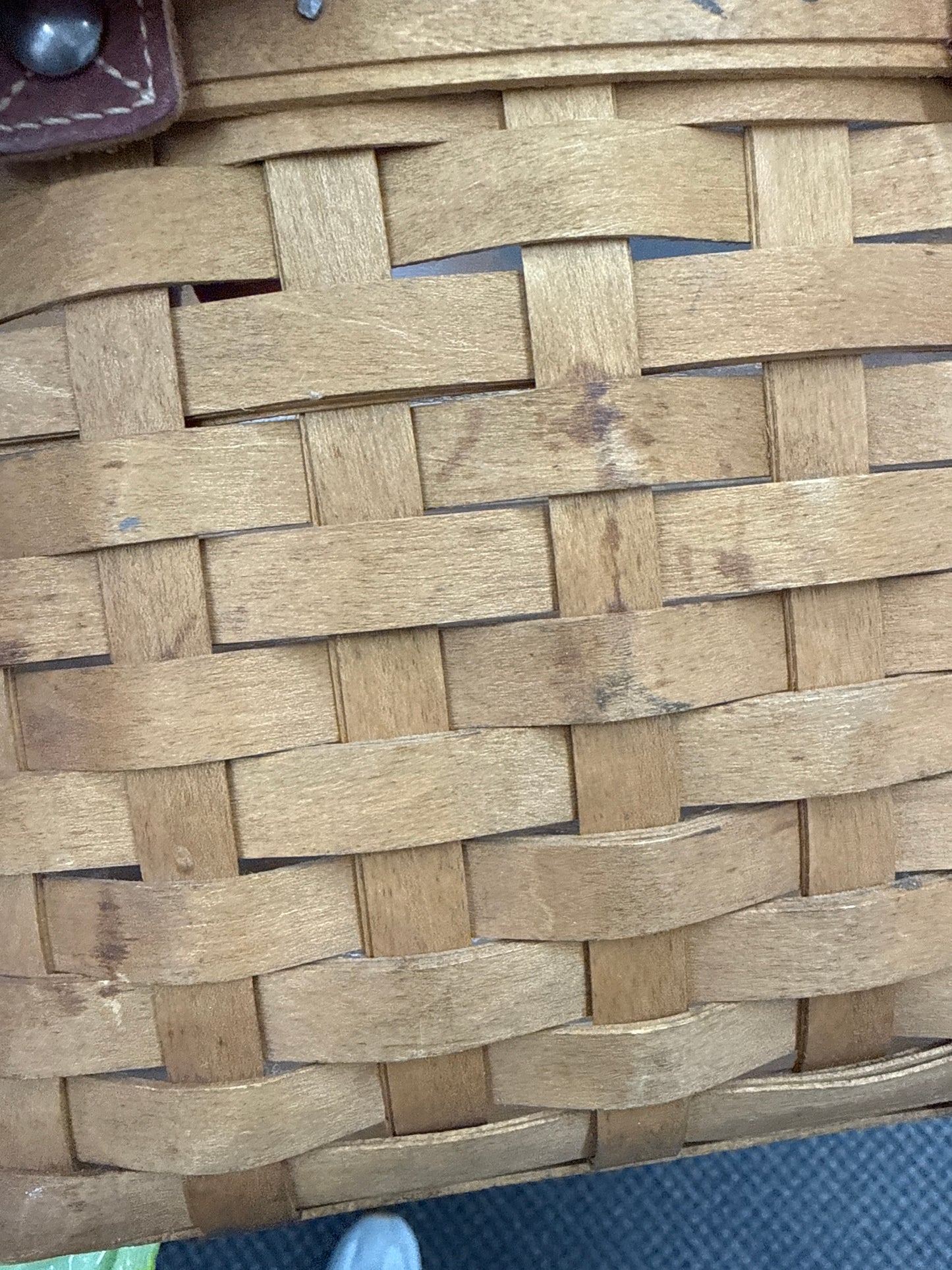 Longaberger small boardwalk with protector-has staining in basket