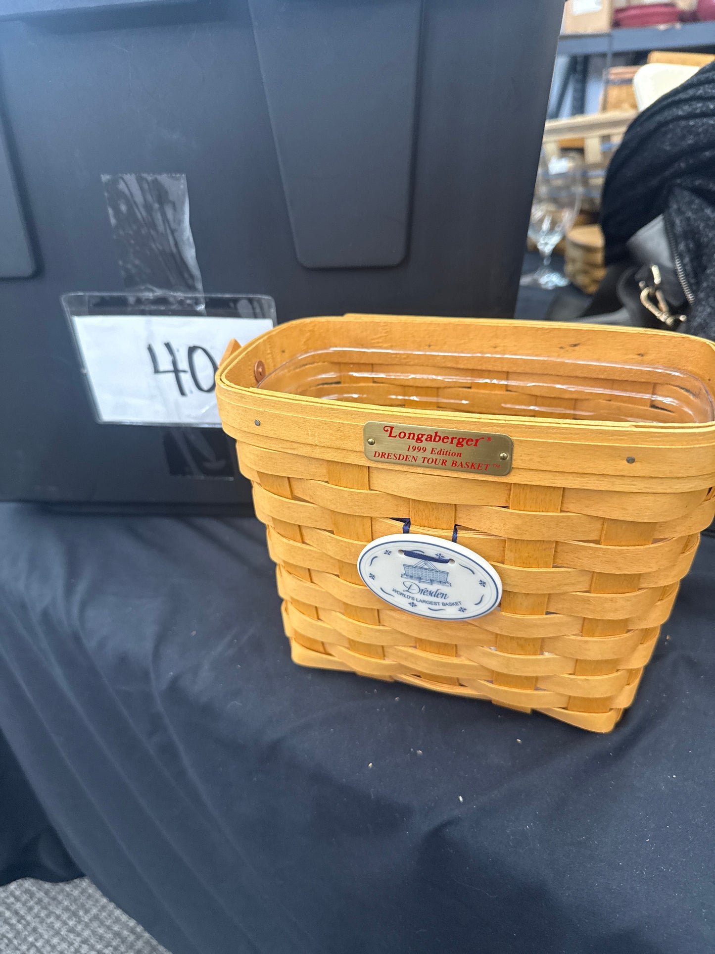Longaberger 1999 Dresden tour basket with protector and tie on