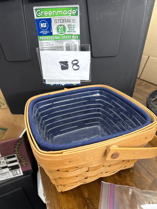 Longaberger large berry basket with liner and protector