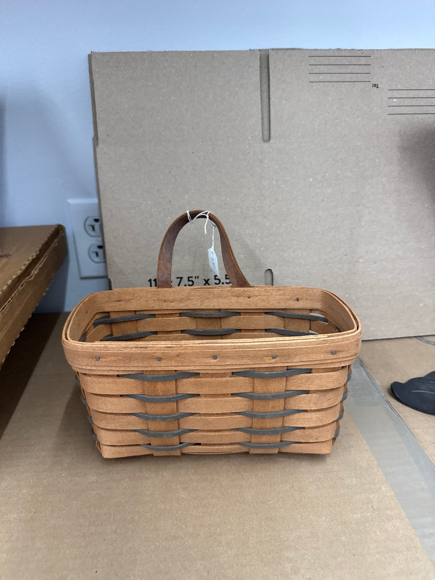 Longaberger heartland medium key basket