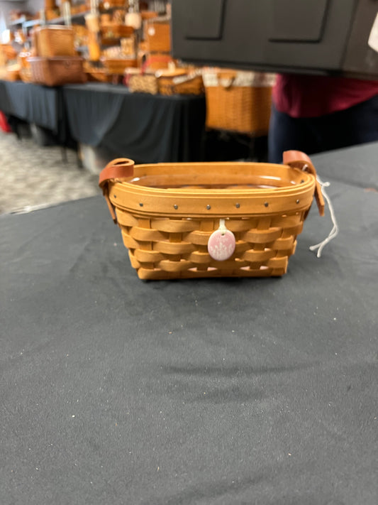 Longaberger 2005 Horizon of Hope Basket with protector & tie on