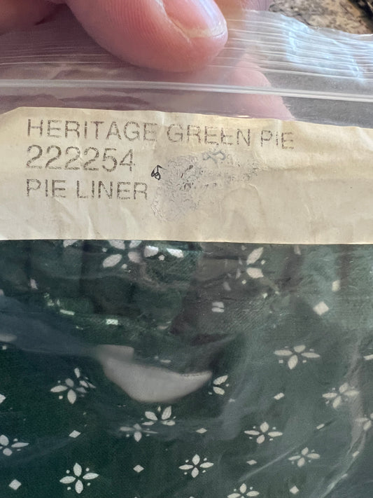 Longaberger pie liner in heritage green