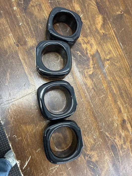 Longaberger set of 4 soft square napkins rings in ebony
