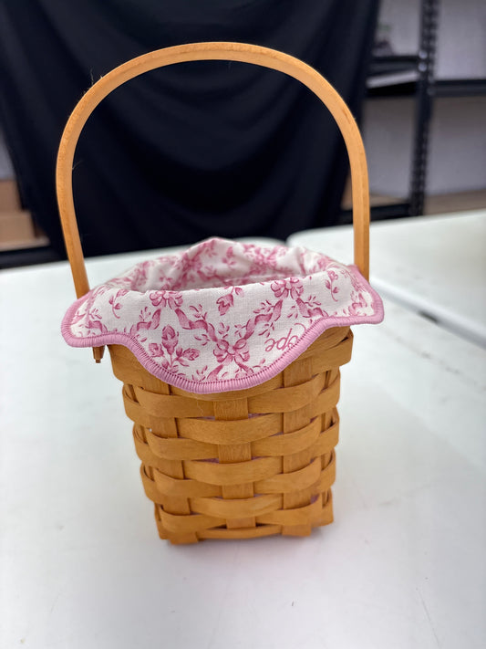 Longaberger 2002 Horizon of Hope basket with liner and protector