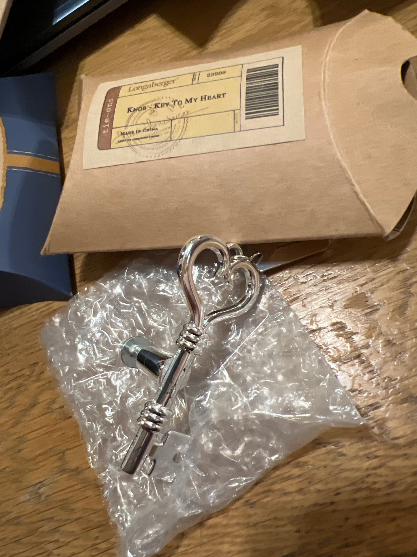 Longaberger key to my heart knob