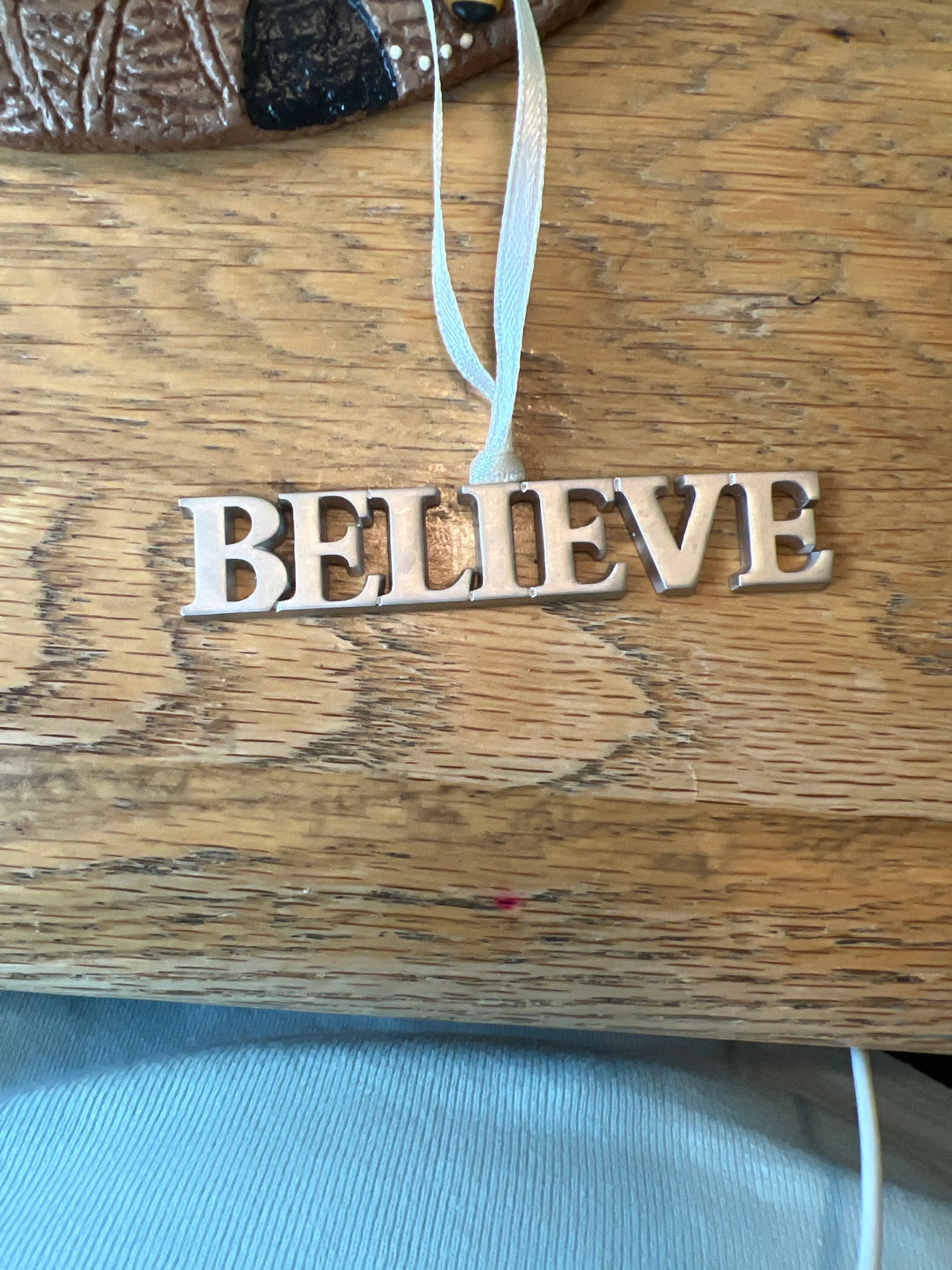 Longaberger believe tie on
