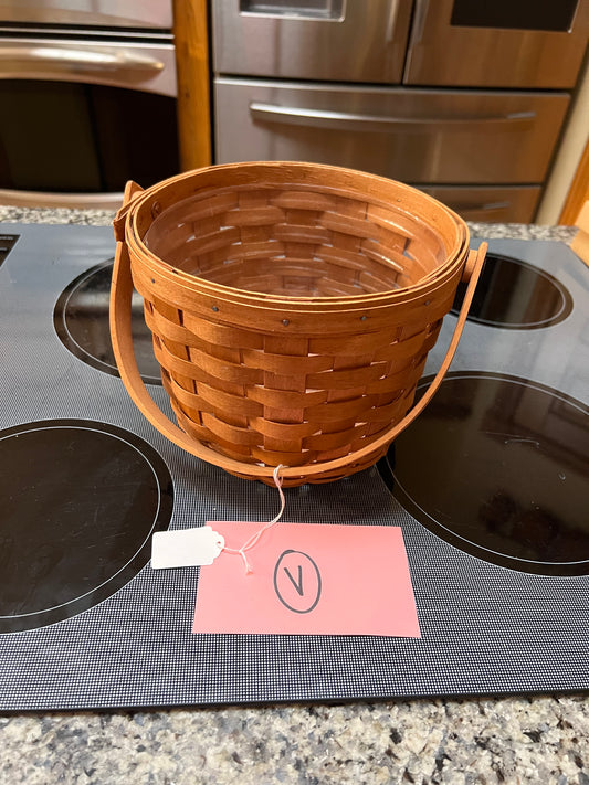 Longaberger Medium Fruit Basket with Protector