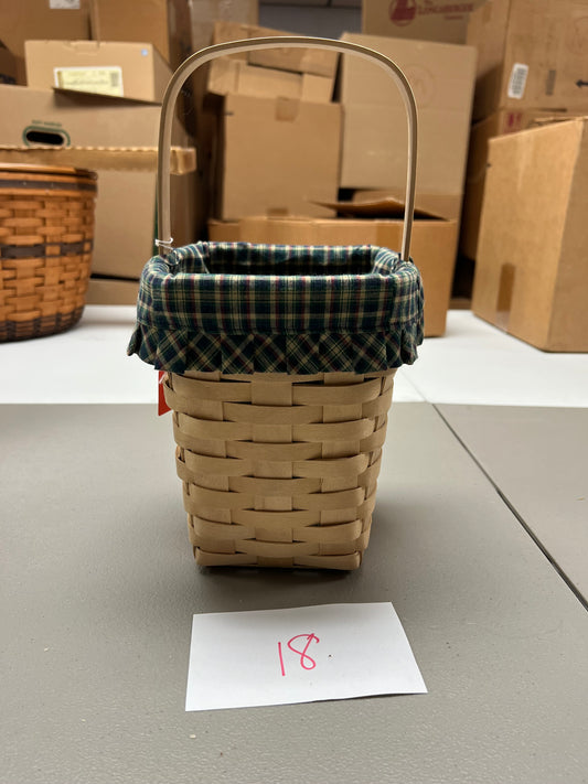 Longaberger tall peg basket with liner