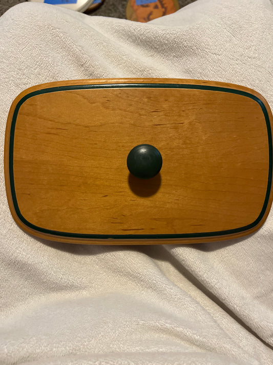 10.5”x6.25” rectangular lid - green knob