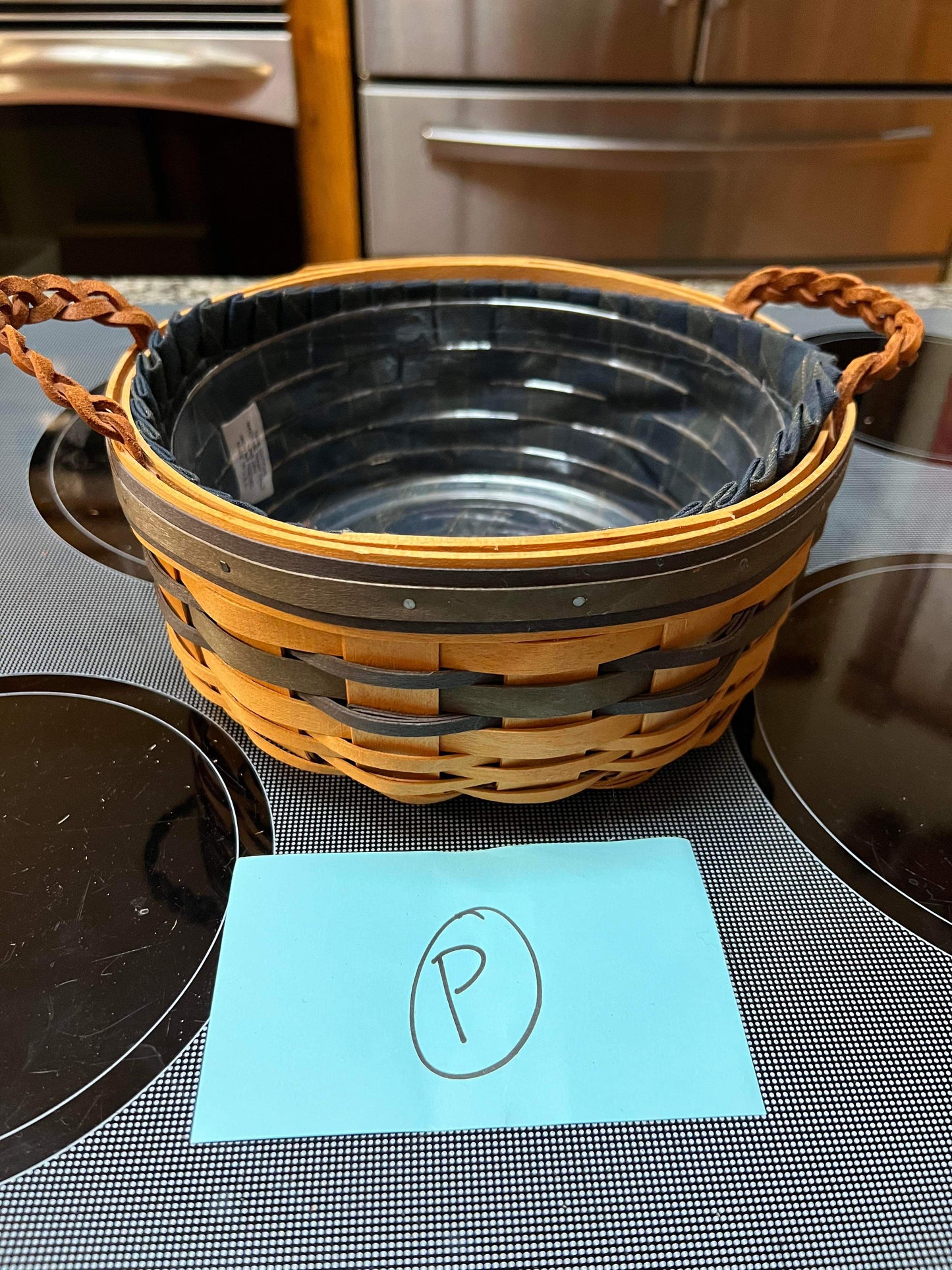 Longaberger 1998 Renewal Basket with Protector and Liner