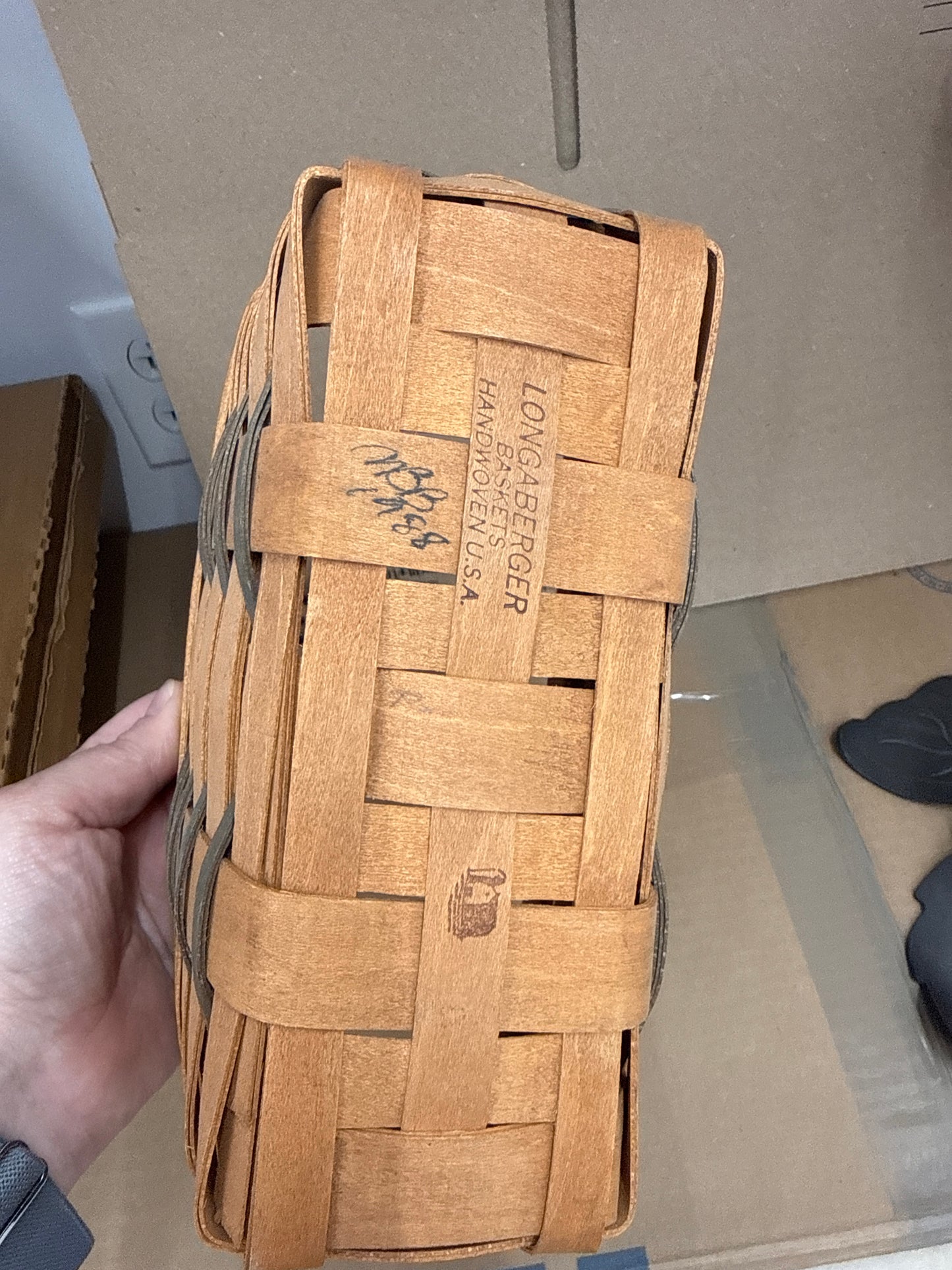 Longaberger heartland medium key basket