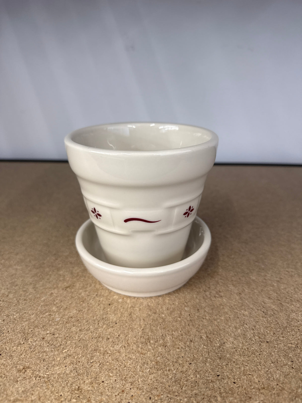Longaberger medium flower pot in traditional red
