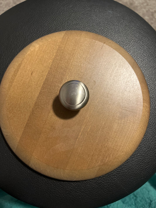 Longaberger 7” round lid — metal knob