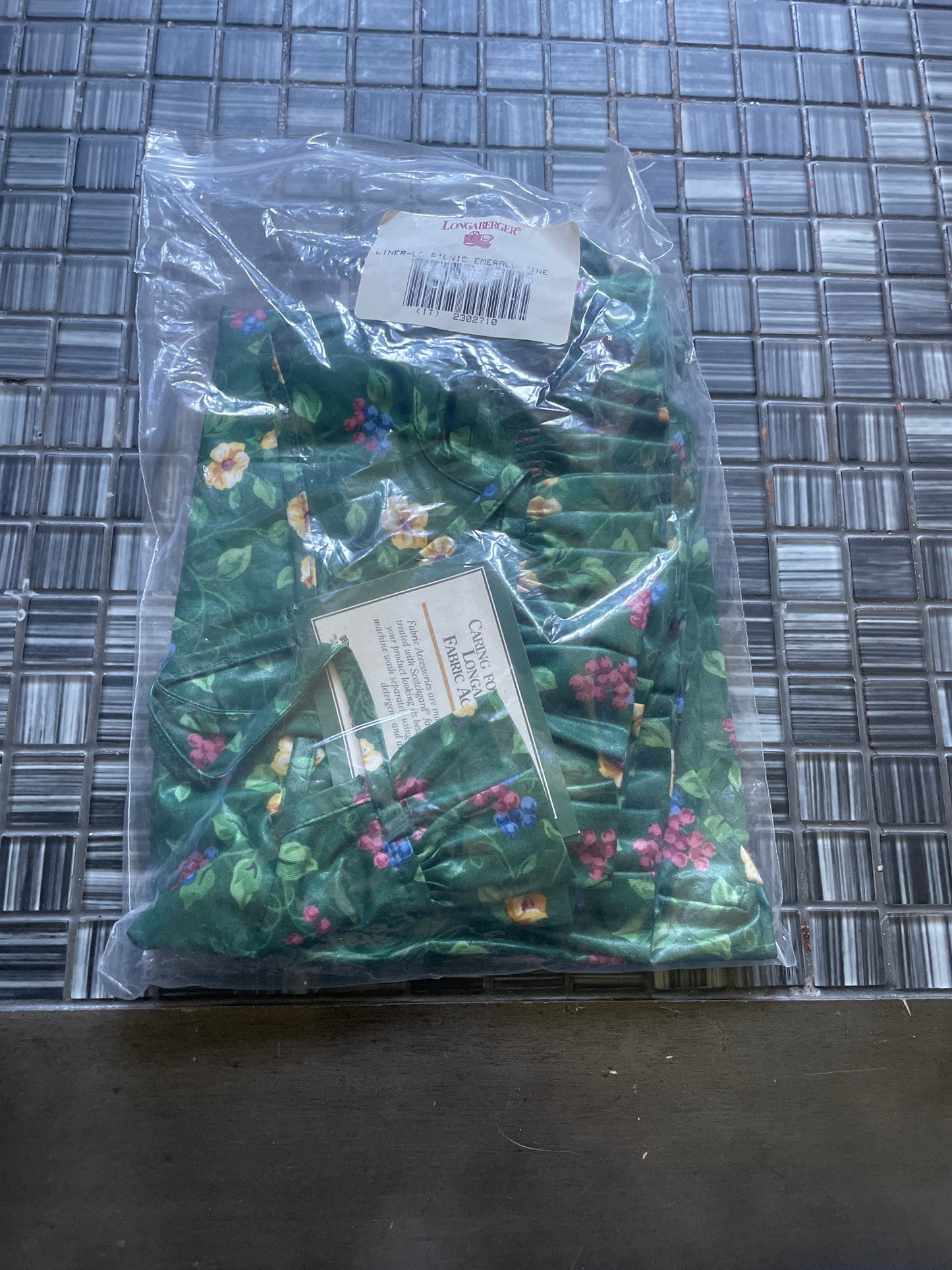 Liner large picnic emerald vine