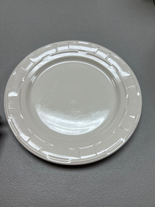 Longaberger dinner plate in ivory