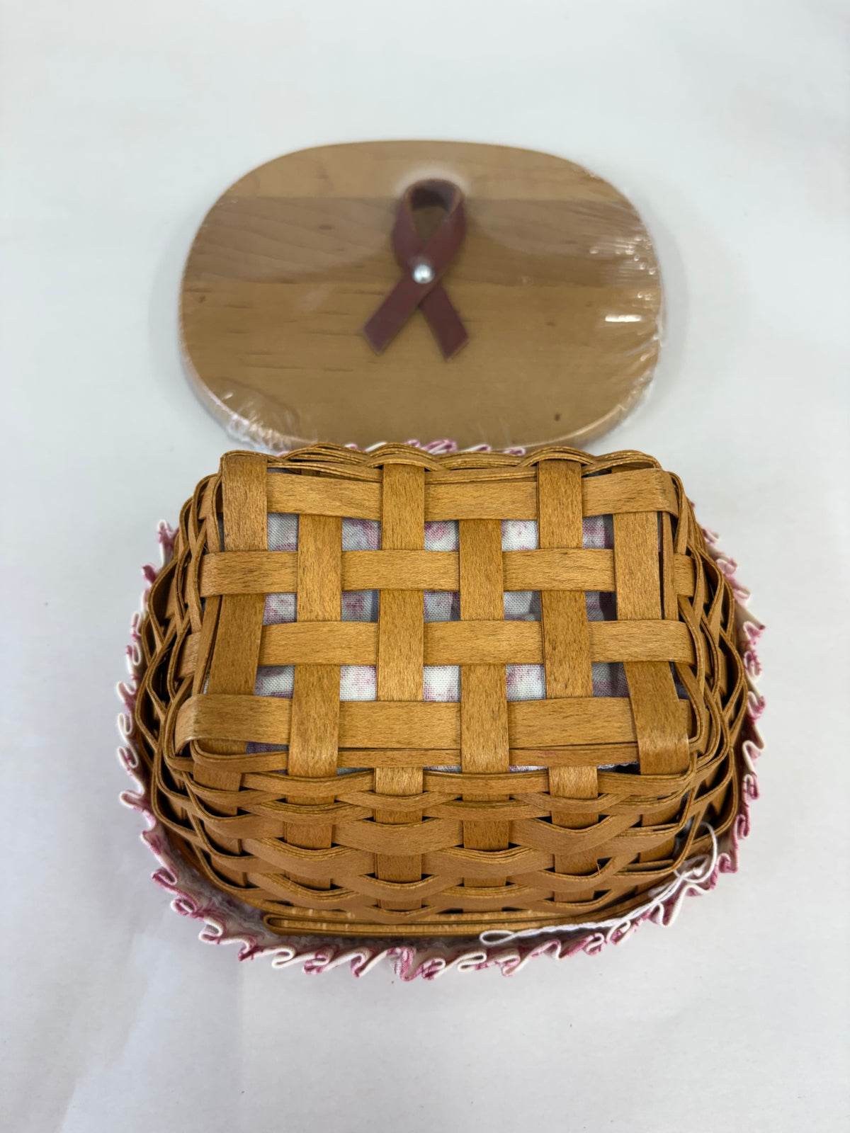 Longaberger 2008 Horizon of Hope Basket with liner, Protector and Lid in Warm Brown