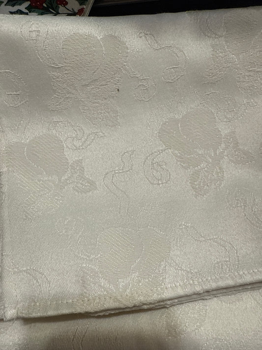 Longaberger 36” fabric square in ivory  gilded pear jacquard