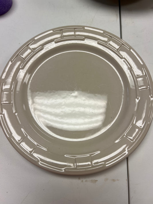 Longaberger luncheon plate in ivory