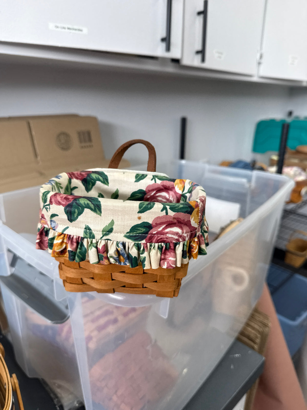 Longaberger ambrosia basket with liner
