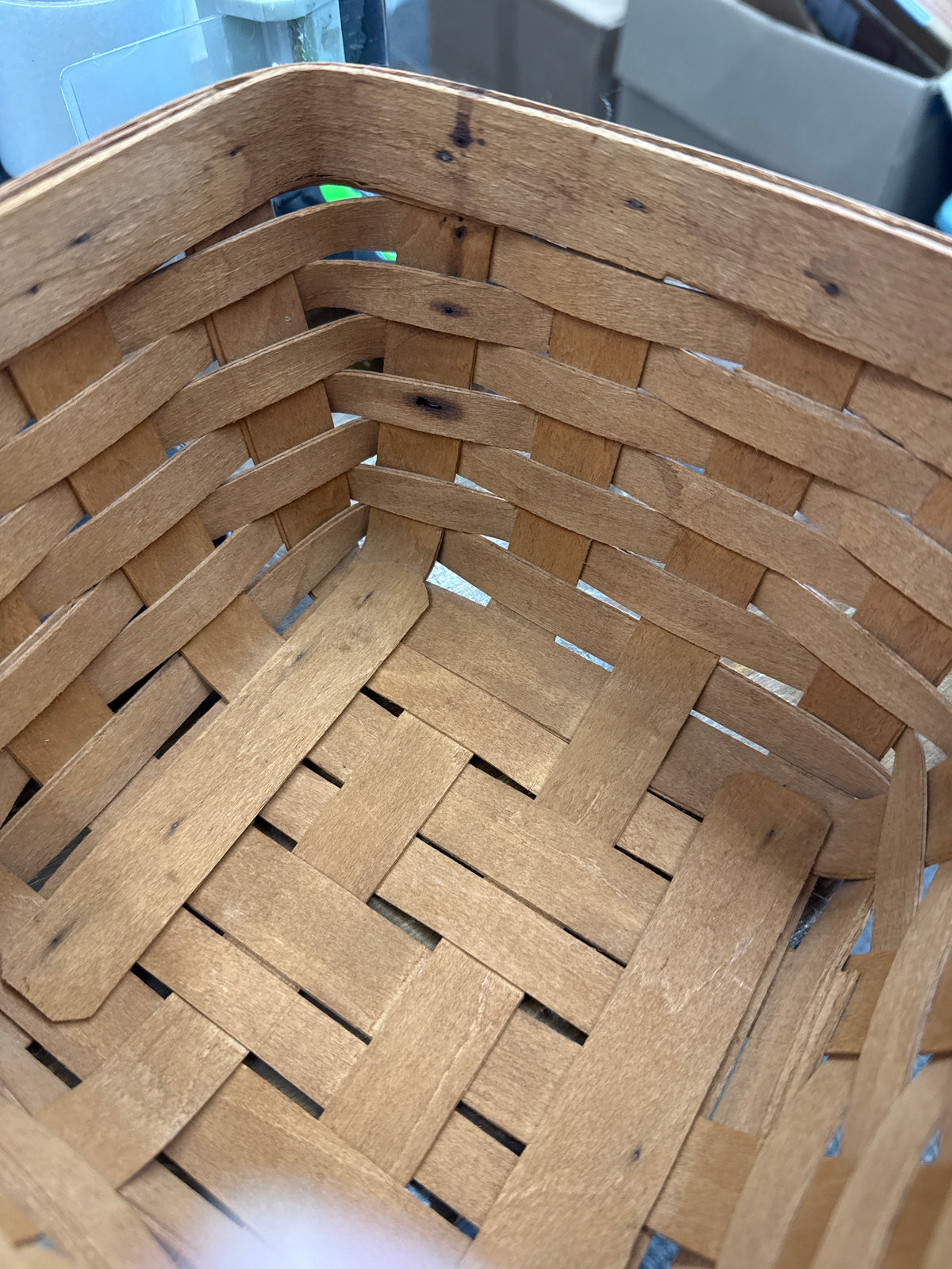 Longaberger large berry basket -has marking as shown