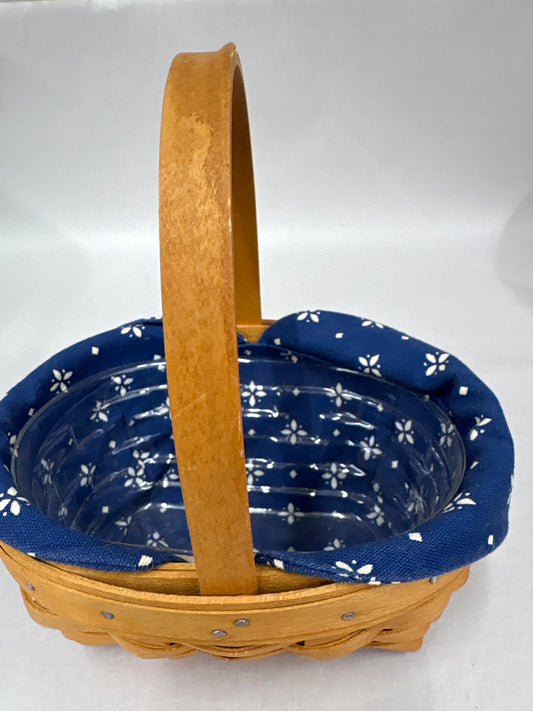 Longaberger 1999 Horizon of Hope Basket with Liner, Protector. Please note broken/split on handle.